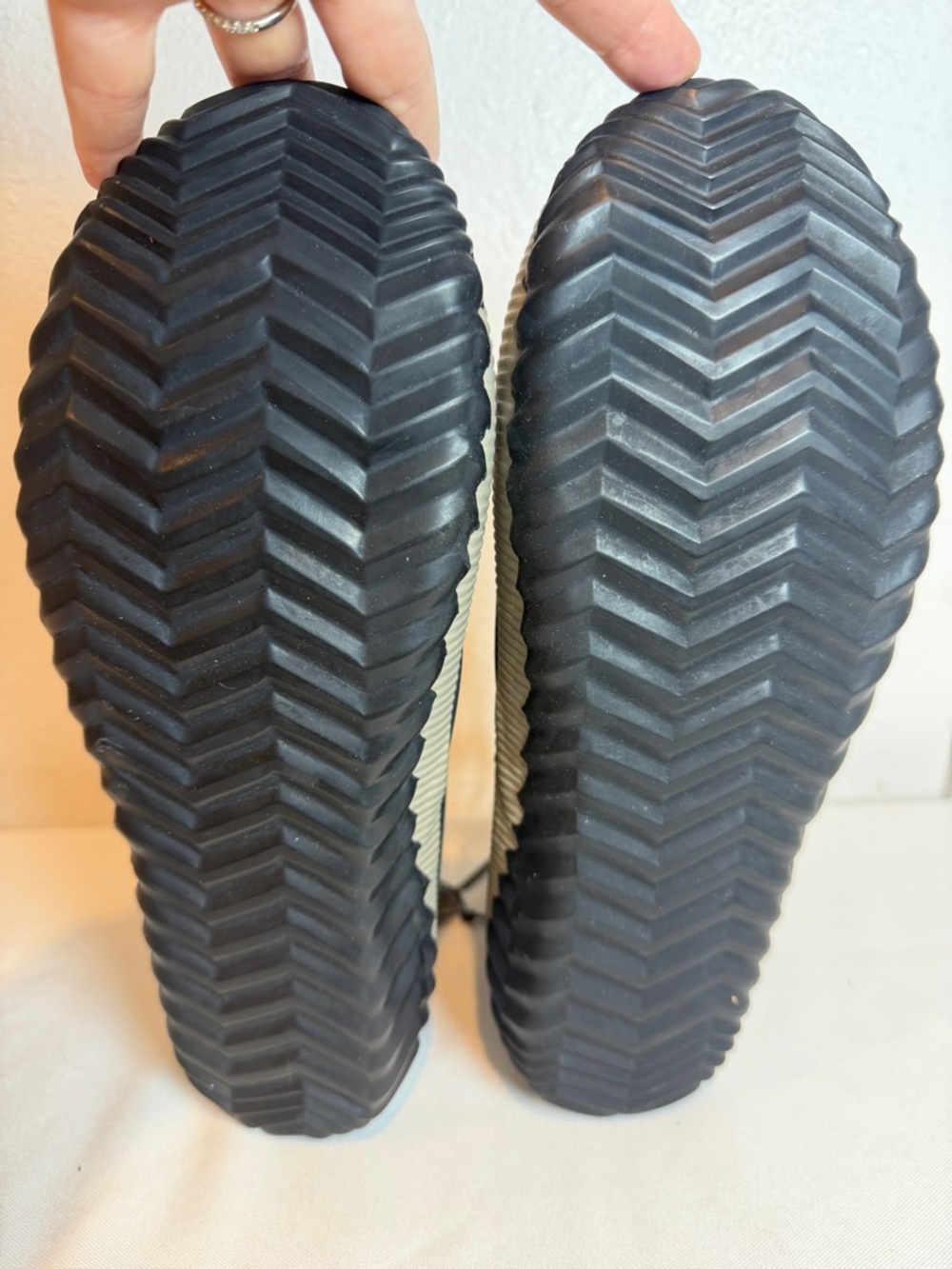 Sorel Woman’s Out N About Waterproof Hiking Boots New with Tags Size 10 - Picture 5 of 5